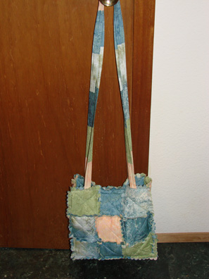 Big Shot scallop square purse